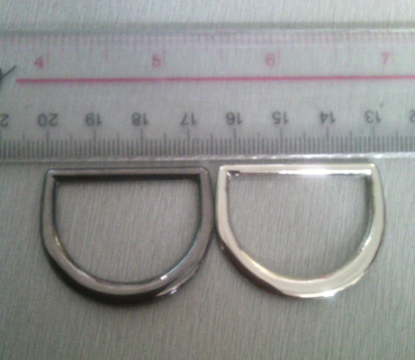 سبيكة مخصص مشبك لحقيبة حزام / الملابس / حجم الحقيبة هو 3.5CM