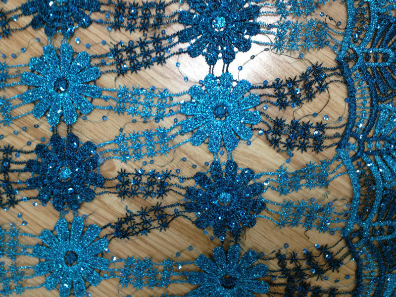 51 &amp;quot;/ 52&amp;quot; الأزرق مطرز أقمشة الدانتيل تمتد لفستان السيدات